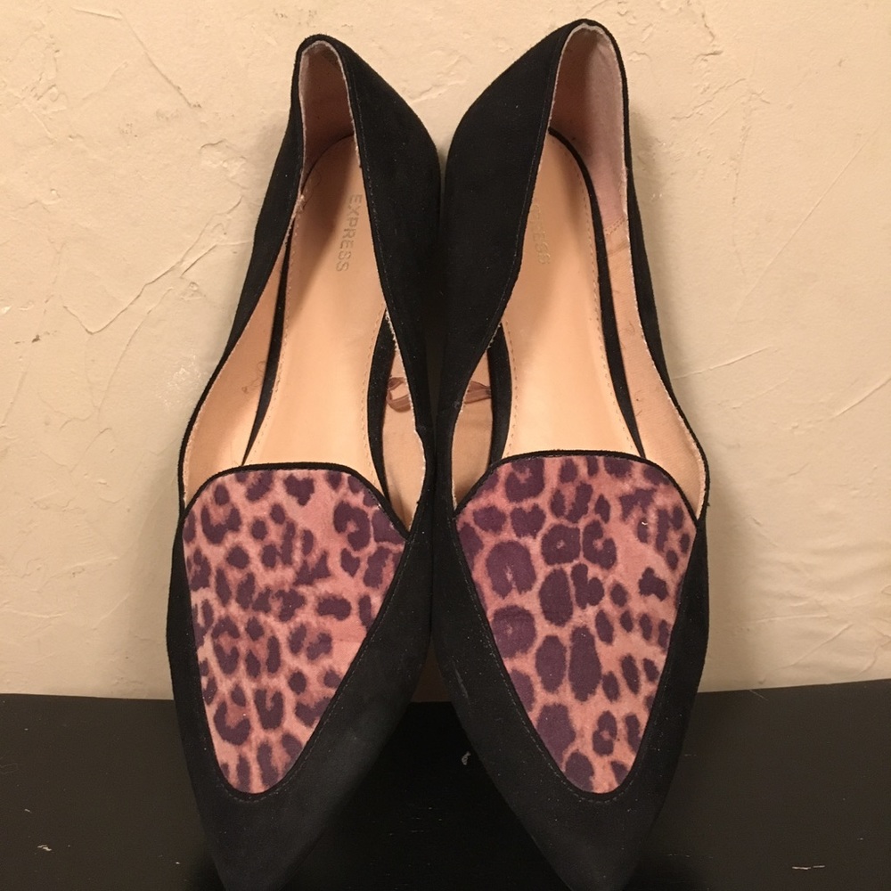 Pointed black and leopard flats